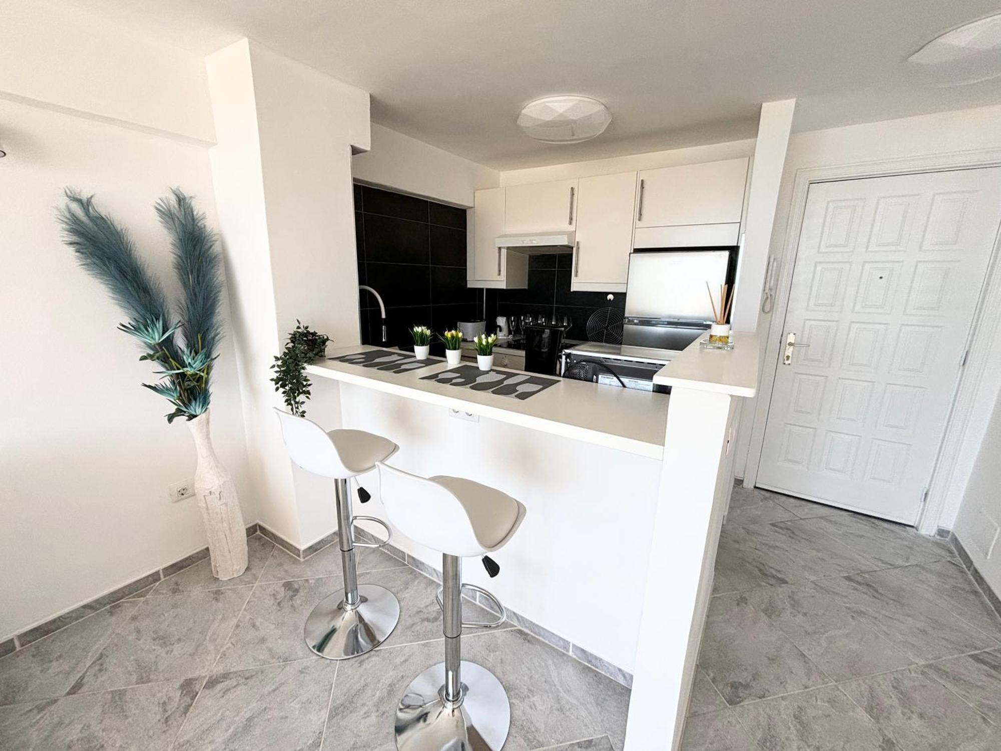 Luxury Ocean View Apartment 6Th Floor Los Cristianos (Tenerife) Exterior foto
